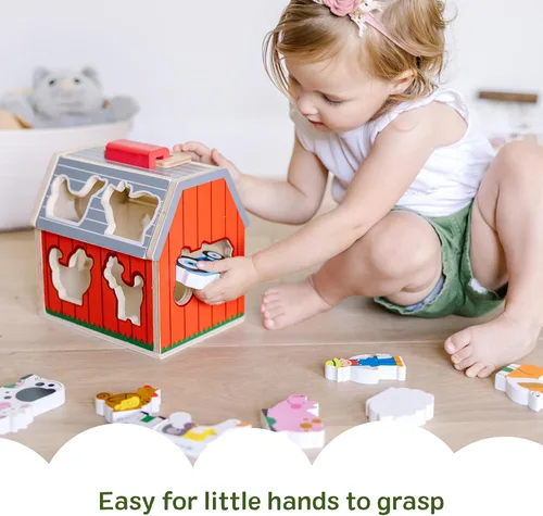 Miniatura 10 de Melissa & Doug Granero de juguete de madera para llevar, juego portátil de 11 piezas para niños pequeños con animales de granja y techo desplegable