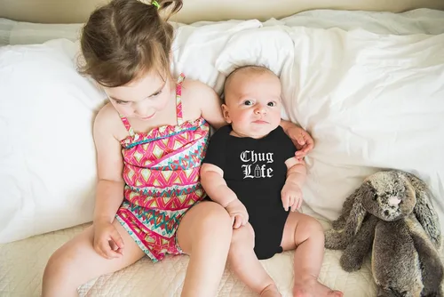 Miniatura 13 de AW Fashions Chug Life - Body para bebé divertido, lindo y cómodo - Ropa de moda para recién nacidos