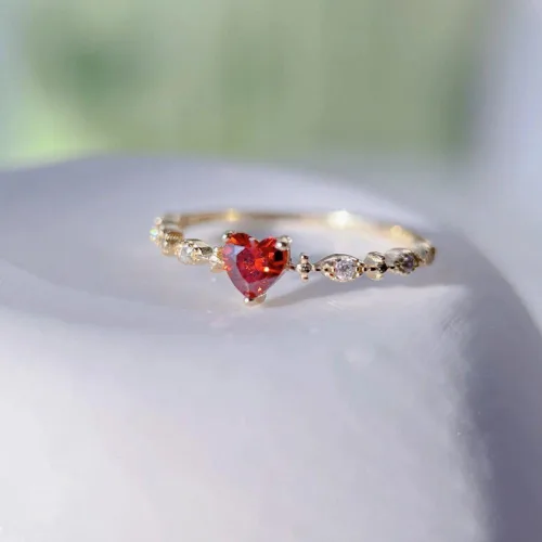 Miniatura 5 de Plata de ley 925 con forma de corazón brillante con circonita cúbica Anillos de chapado en oro Anillos de diamantes rojos para mujeres Hallazgos