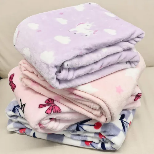 Miniatura 8 de Manta de cereza para niños, 50 x 60 pulgadas, suave y acogedora manta azul a cuadros para niñas y niños pequeños, ideal para decoración del hogar