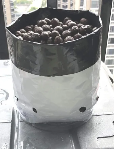 Miniatura 3 de HORTIPOTS Bolsas de cultivo de plástico blanco y negro de 0.5 galones (paquete de 100)