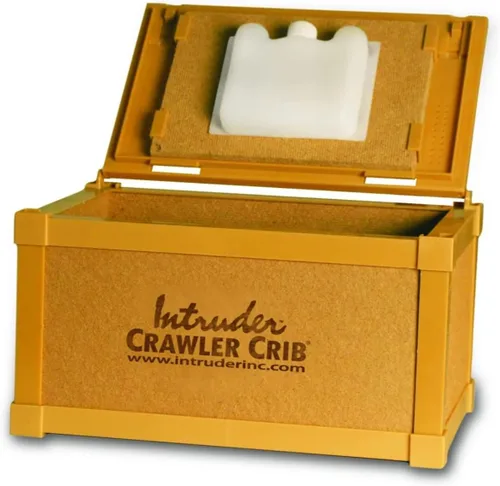 Intruder CrawlerCrib Nightcrawler - Caja de cebo para gusanos, mantiene el cebo fresco, empaquetado con ropa de cama de gusanos Good N' Lively,