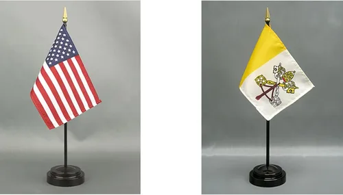 Miniatura 172 de Juego de banderas de escritorio de Afganistán, hecho en Estados Unidos, de rayón de 4 x 6 pulgadas, escritorio de oficina y pequeñas banderas