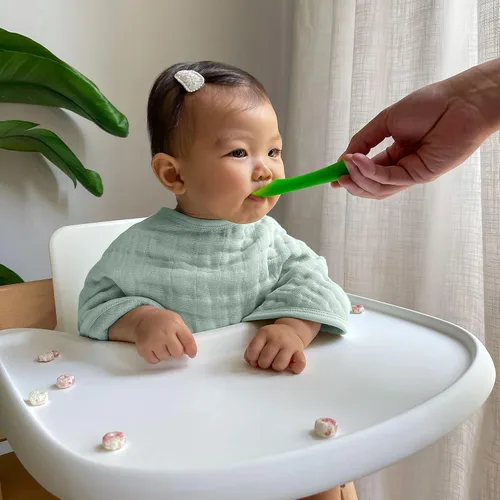 Miniatura 2 de aden + anais Babero de muselina de algodón 100% orgánico, multiuso, absorbente, de 4 capas, babero de cobertura completa con cierre a presión, paño