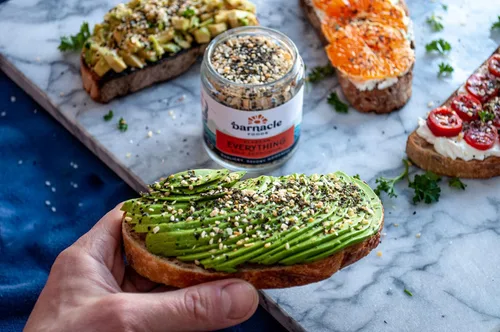 Miniatura 5 de Barnacle Foods Everything Bagel Kelp Seasoning 2.5 onzas Decoración clásica para bagel Ideal para carne, complemento de tempura, huevos