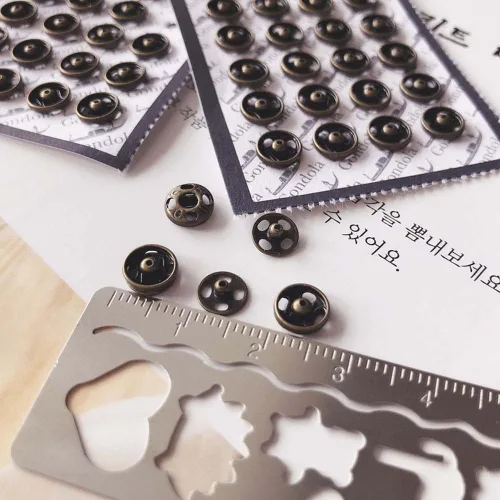 Miniatura 6 de 48 botones de cierre de metal, mini botones a presión para coser, botones de presión para ropa de muñeca, accesorios de costura para ropa