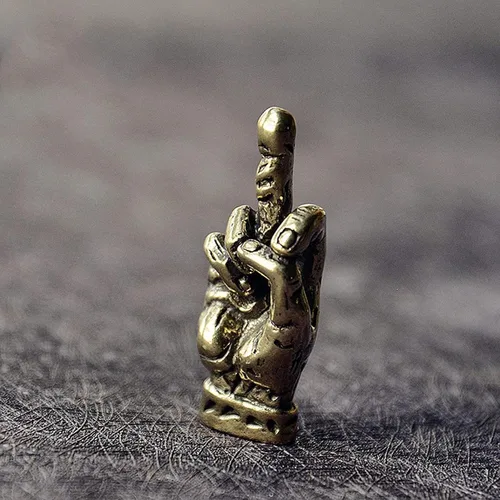 Miniatura 4 de Estatua erecta de mano de latón con dedo medio, estatua de bolsillo de mano de cobre, decoración de escritorio para el hogar