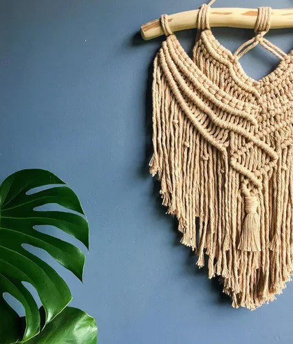 Miniatura 3 de Wild Cotton Fiber Arts - Arte de macramé hecho a mano 100% algodón natural para colgar en la pared en la rama de madera flotante, decoración bohemia