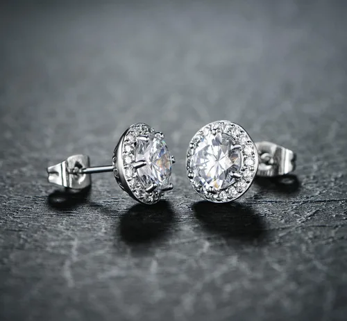 Miniatura 4 de Aretes de tuerca de circonita cúbica chapados en oro, aretes de imitación con halo de diamantes grandes de 0.276in y 18 aretes pequeños de piedra