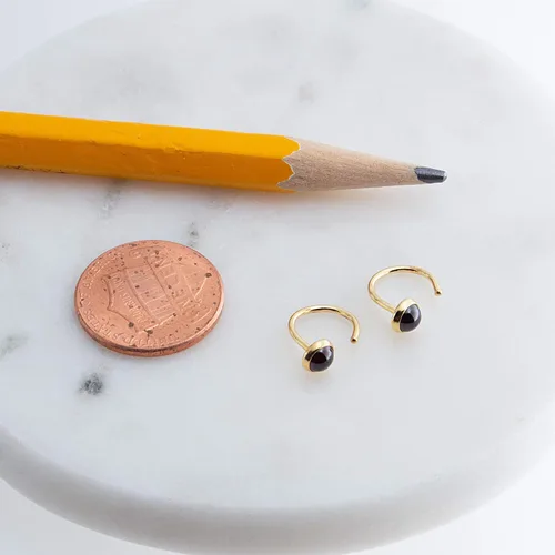 Miniatura 15 de Half Huggie Gold Hoop Earrings for Girls Women Tiny Cartilage Birthstone Stud Piercing Earring Hypoallergenic Earring Screw Back Dainty Hug Hoops