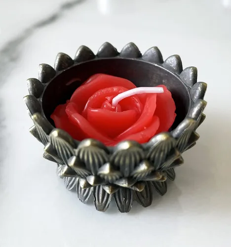 Miniatura 5 de Velas de té de rosa, 12 piezas hechas a mano delicadas velas de flores con 100 pétalos de rosa de seda, mini discos de vela para bodas, Rojo