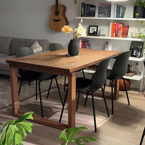 Miniatura 4 de Juego de 4 sillas de cocina de mediados de siglo, sillas de comedor de plástico negro, sillas para exteriores con patas de metal para sala de estar