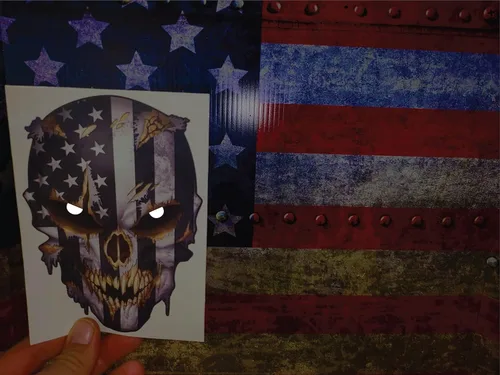 Miniatura 5 de Calcomanías de vinilo con calavera con ojos reflectantes y bandera estadounidense para coche, camión, francotirador, marines, ejército, marina