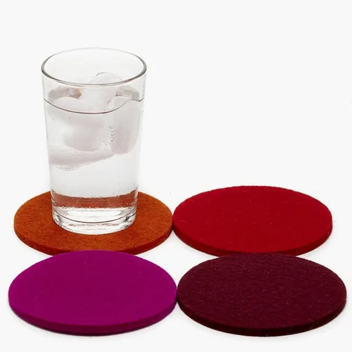 Miniatura 55 de Graf Lantz - Juego de 4 posavasos redondos de lana de merino Bierfilzl - Negro (círculos de 10 cm) - Absorbe el 30% del peso - Lana alemana