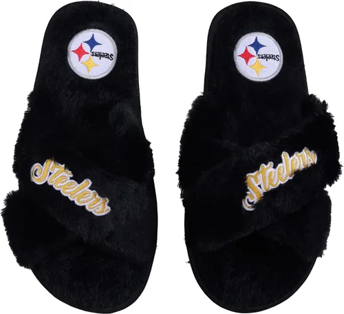 Miniatura 31 de FOCO Pantuflas deslizantes cruzadas mullidas con logotipo de texto del equipo NFL para mujeres