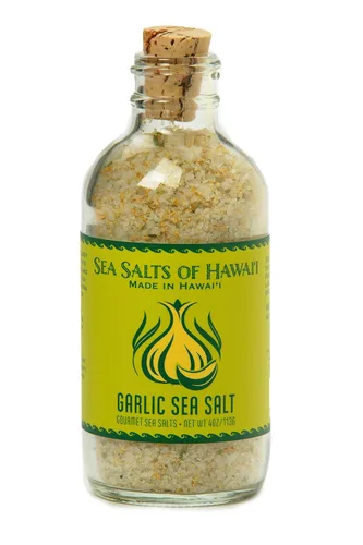 Sea Salts Of Hawaii Sal marina hawaiana con sabor a sal de ajo, botella de 4 onzas, fabricada en Hawái