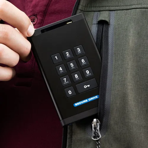 Miniatura 6 de SecureData SecureDrive KP - Unidad externa USB 3.0 cifrada de hardware de 1 TB FIPS 140-2 Nivel 3 Desbloqueo a través del teclado compatible