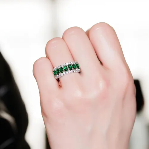 Miniatura 3 de Uloveido 7 piedras de circonio cúbico verde media lunamenisco anillos compromiso, los mejores regalos para mujeres niñas tamaño 6 7 8 9 J501