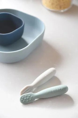 Miniatura 8 de BEABA Juego de 2 cucharas de silicona para bebés de 4 a 8 meses, cucharas de silicona ultra suaves para ayudar con la autoalimentación, diseñadas