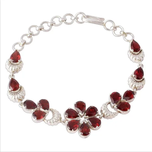Miniatura 2 de NOVICA Pulsera de eslabones de plata de ley 925 granate, 7.5 pulgadas 'flor de cerezo', Granate
