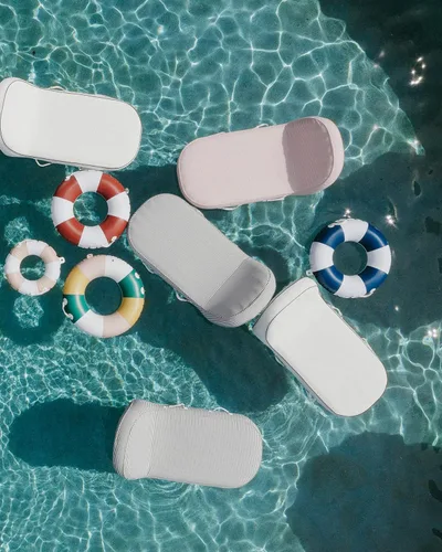 Miniatura 4 de Business & Pleasure Co. Flotador clásico para piscina