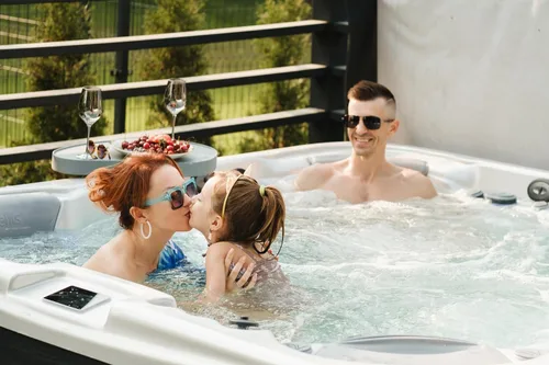 Miniatura 7 de BigXwell Cubierta solar para piscina, manta de burbujas para bañera de hidromasaje, cubierta de spa cuadrada de 16 mil 7 x 7 pies, manta solar