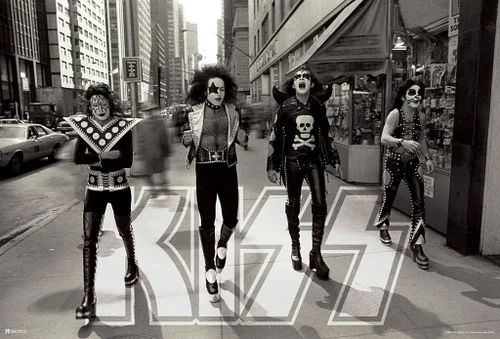 KISS - Póster laminado – Foto en la acera de la ciudad de Nueva York – Mercancía de música de metal pesado – Retro Vintage de los años 70 – Arte de