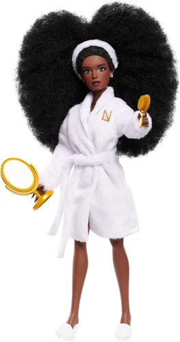 Naturalistas Fashion Pack Wash Day - Conjunto de 5 piezas y accesorios para muñecas Naturalistas de 11.5 pulgadas de alto, diseñado y desarrollado
