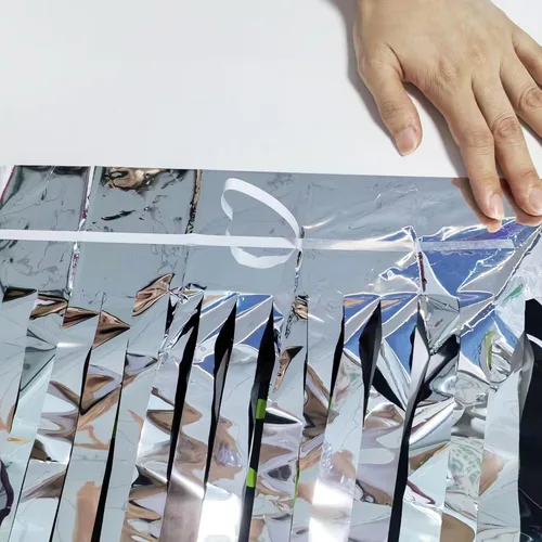 Miniatura 2 de Cortinas de flecos de aluminio negro para decoración de Halloween, paquete de 2 telón de fondo de oropel para accesorios de cabina de fotos