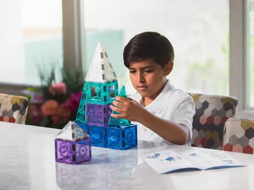 Miniatura 19 de Tytan Toys Disney Frozen - Azulejos magnéticos de castillo de princesa, juego de construcción STEAM de 68 piezas con azulejos con purpurina