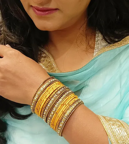 Miniatura 5 de Efulgenz Fashion Jewelry Indian Bollywood Gold Plated Crystal Beaded Silk Thread Bracelet Bangle Set (20 pc)