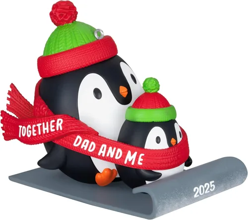 Miniatura 8 de Hallmark Keepsake Adorno de Navidad 2023, suéter de Navidad para nieta, regalos familiares