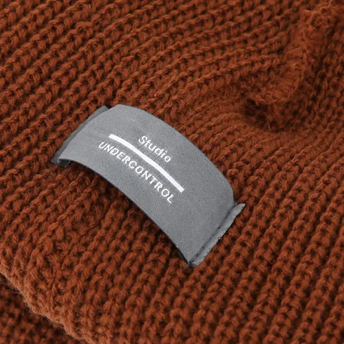 Miniatura 7 de UNDERCONTROL Gorro de punto unisex con etiqueta de latón dorado para otoño e invierno