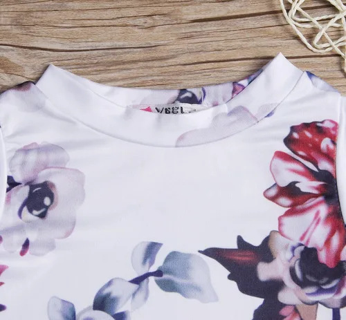 Miniatura 3 de MAINESAKA Mameluco de manga corta con estampado floral para recién nacida