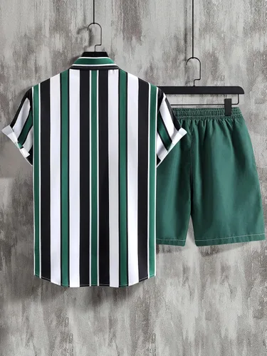 Miniatura 2 de OYOANGLE Conjunto de 2 piezas para hombre, camisa y pantalones cortos con botones y manga corta
