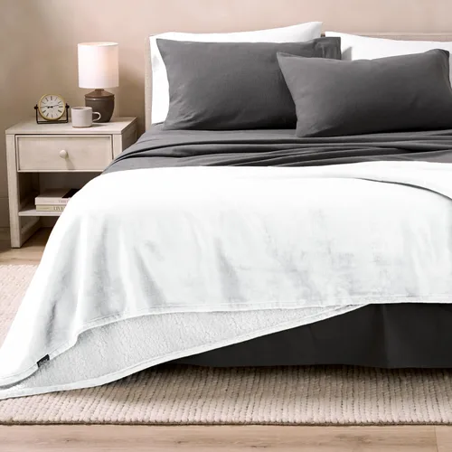 Miniatura 8 de Manta de forro polar de sherpa Bare Home - Tamaño para Lanzar/Viajar - Manta para cama, sofá y sofá cama - Cálida y ligera - Esponjosa y suave