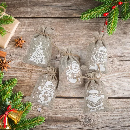 Miniatura 7 de CCINEE 36 bolsas de arpillera de Navidad, 4 x 6 pulgadas con cordón de arpillera de Navidad, bolsas de dulces de regalo con doble cordón de yute, 36