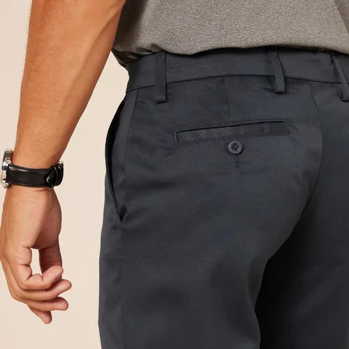 Miniatura 4 de Tienda Essentials Pantalón de golf para hombre, entallado y elástico