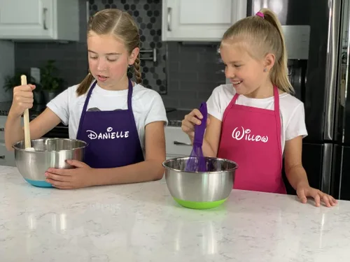 Miniatura 4 de Personalized Kids Apron - Chef Apron for Kids - Add a Name to Personalized Aprons for Girls or Boys Púrpura