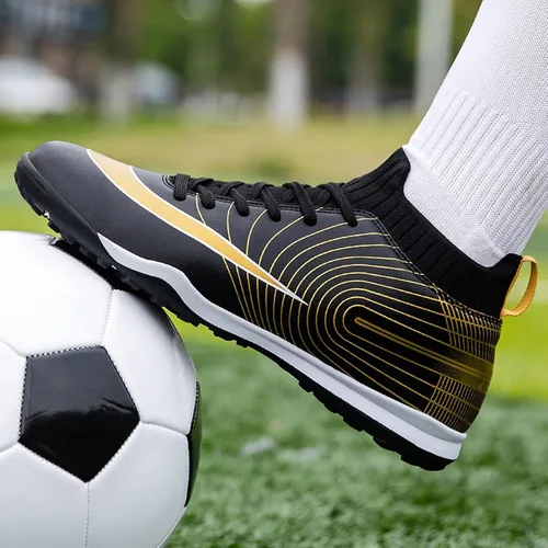 Miniatura 3 de WCXTY Tacos de fútbol para niños, zapatos de fútbol casuales de caña alta, cómodos y transpirables, zapatos de fútbol para niños, antideslizantes