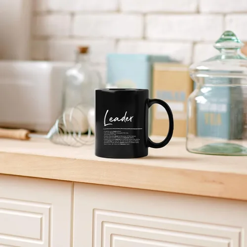 Miniatura 3 de QUICQOD Leader Definition - Taza de café – Regalos de agradecimiento para liderazgo, jubilación, mentor, supervisor – Cerámica negra de 11 onzas
