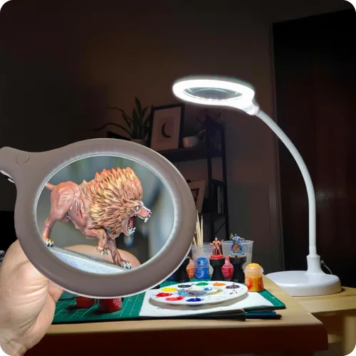 Miniatura 2 de Brightech LightView Pro Flex 2 en 1 Lámpara de escritorio con aumento, Lupa ligera 2.25x, Lupa ajustable con luz para manualidades, lectura, trabajo