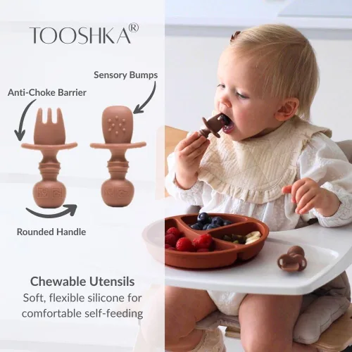 Miniatura 3 de Tooshka® Juego de utensilios para bebés (3 piezas) – Cucharas autónomas y taza pequeña – Silicona y BPA – Suministros de destete para bebés (BLW)