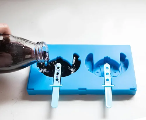 Miniatura 3 de Disney Lilo & Stitch - Molde para hacer paletas de hielo, bandeja de cubitos de hielo de silicona para congelador Artículos esenciales de cocina
