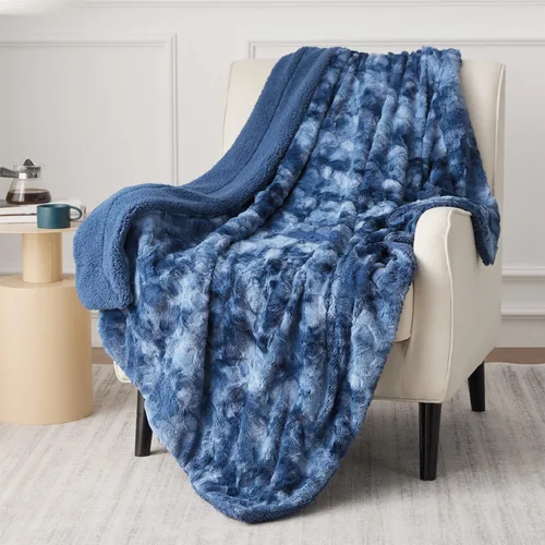 Miniatura 12 de Bedsure GentleSoft Manta Mullida de Sherpa - Manta de Forro Polar Cálida y Acogedora para Regalo de Mujer, Manta de Navidad de Felpa y Piel