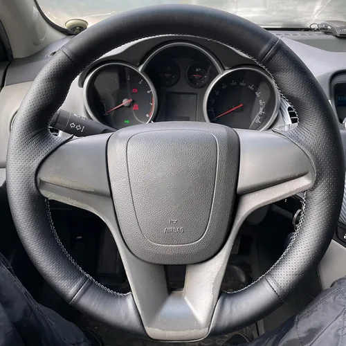 Miniatura 2 de Funda para volante, para Chevrolet Aveo 2011-2014, personaliza el cuero cosido a mano