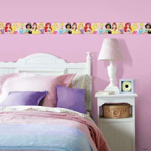 Miniatura 6 de RoomMates, RMK4397BD - Borde de princesa de Disney Dream From The Heart Pink Peel & Stick