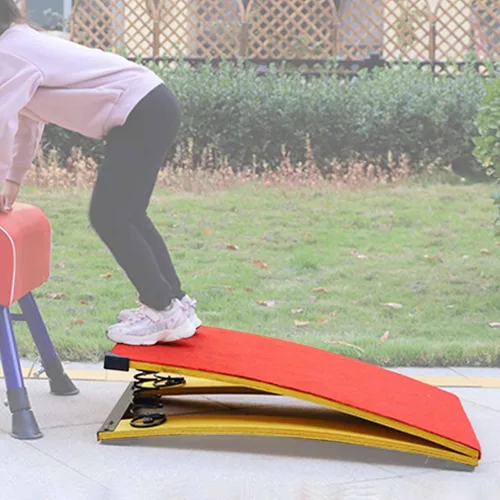ZIMGOD Escalera de gimnasia junior, trampolín para niños con 2 resortes y alfombra acolchada, equipo deportivo para interiores y exteriores, equipo