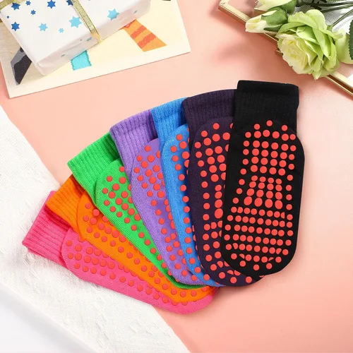 Miniatura 7 de 7 pares de calcetines antideslizantes para niños y niñas pequeños