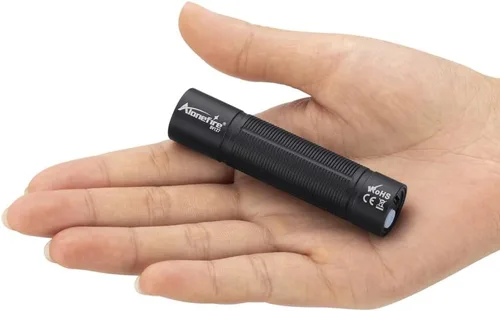 Miniatura 6 de ALONEFIRE SV127 Mini 395nm Linterna UV USB C recargable Blacklight Woods Lámpara Detector de Dinero Luz Negra para Detetector de Orina de Mascotas